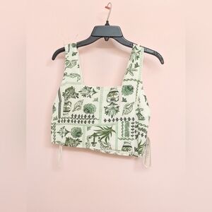 Green and White Patterned Crop Top By Midnight Sky Size M